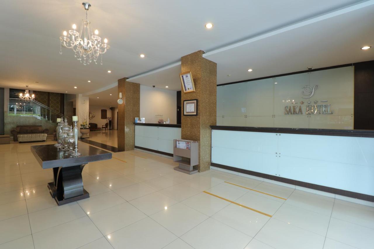 Saka Hotel Medan Sunggal Esterno foto